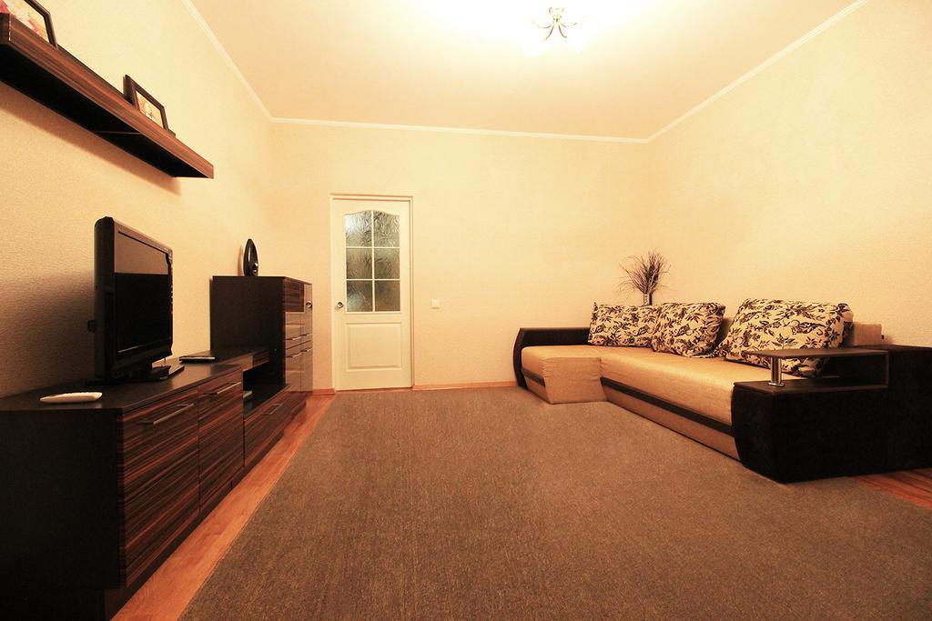 Apartment Poznyaky-Bazhana Kiev Exteriör bild