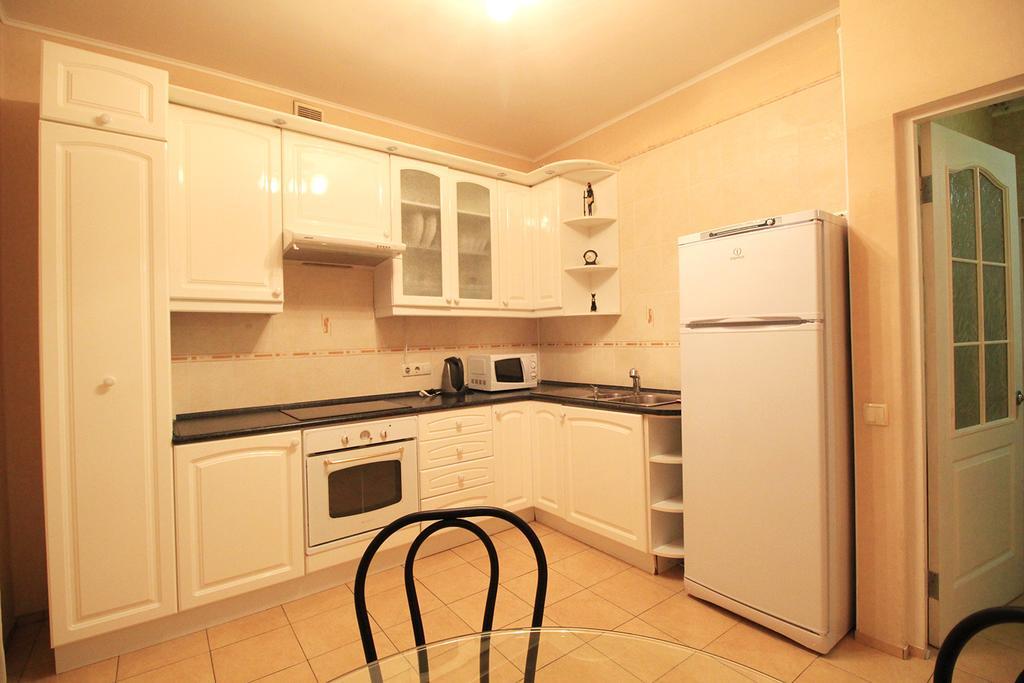 Apartment Poznyaky-Bazhana Kiev Exteriör bild