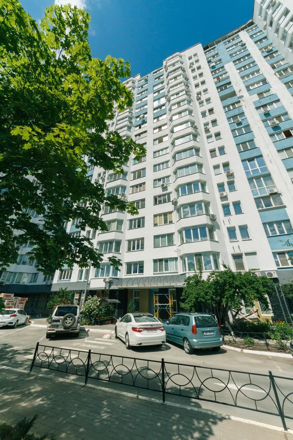 Apartment Poznyaky-Bazhana Kiev Exteriör bild