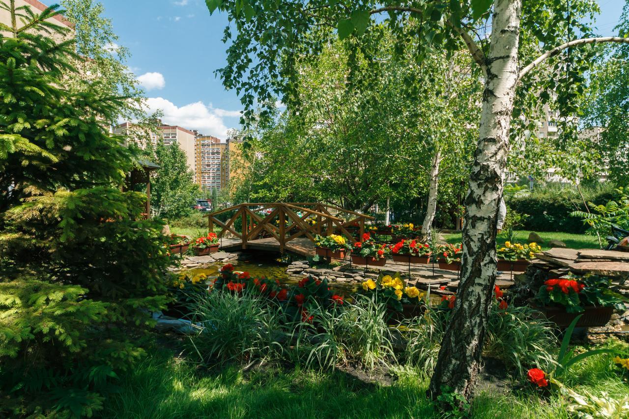 Apartment Poznyaky-Bazhana Kiev Exteriör bild
