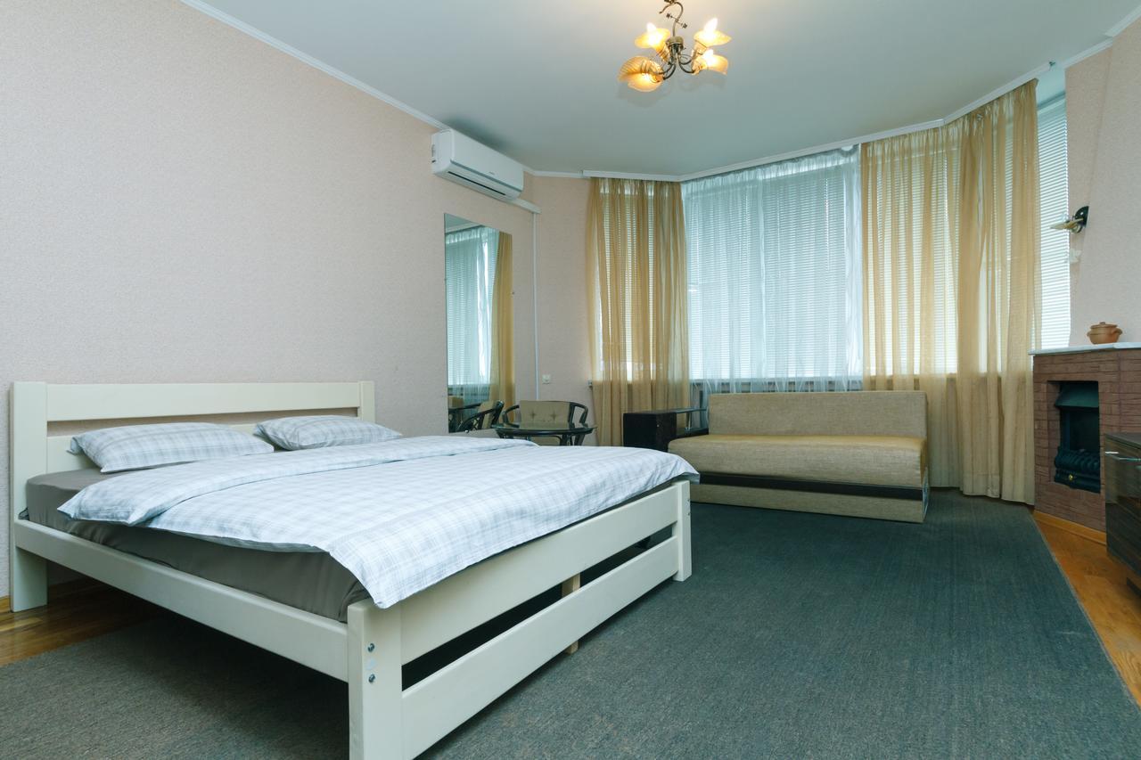 Apartment Poznyaky-Bazhana Kiev Exteriör bild