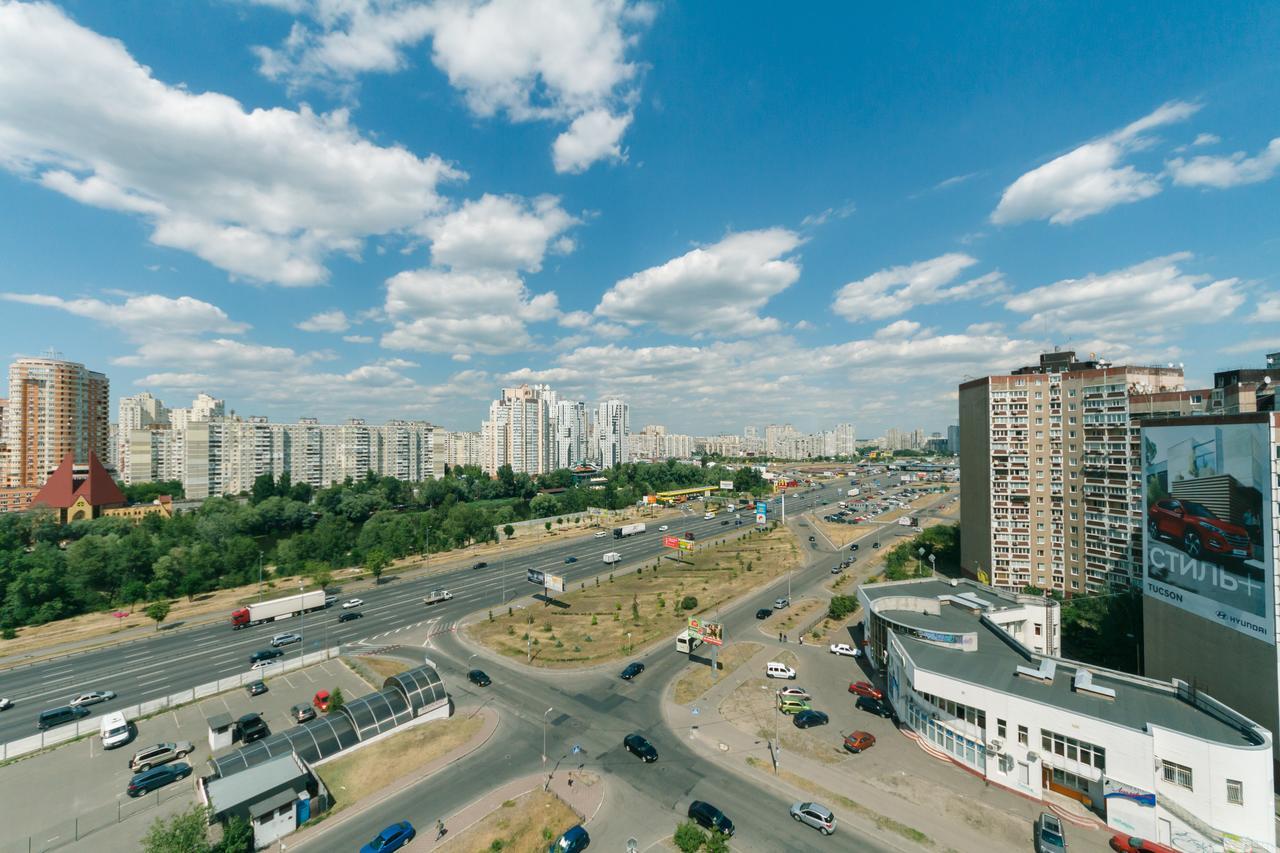 Apartment Poznyaky-Bazhana Kiev Exteriör bild